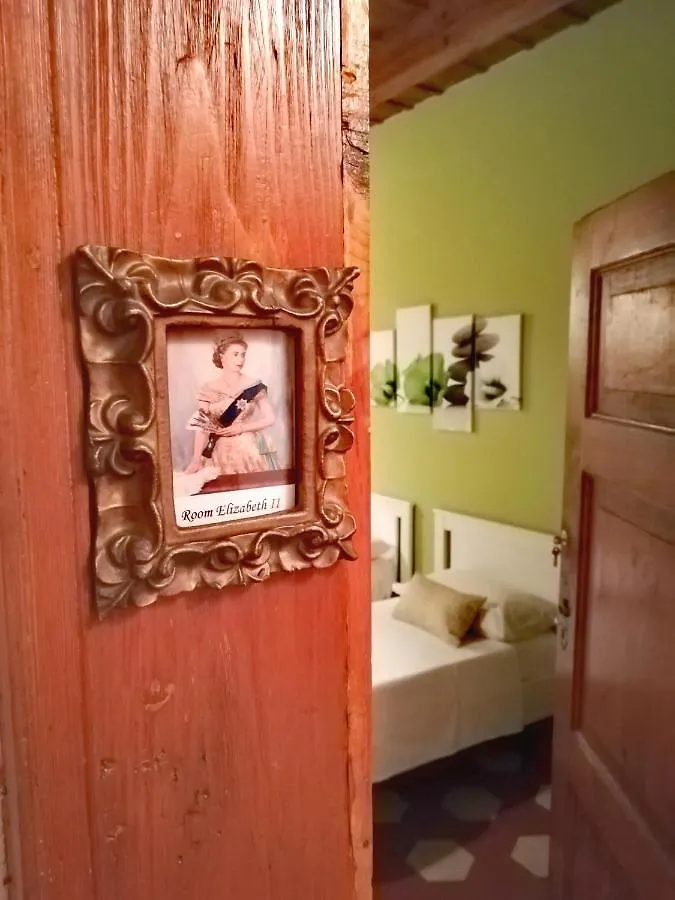 Bed and Breakfast Il Rifugio Di Elizabeth Bergamo Bed & Breakfast